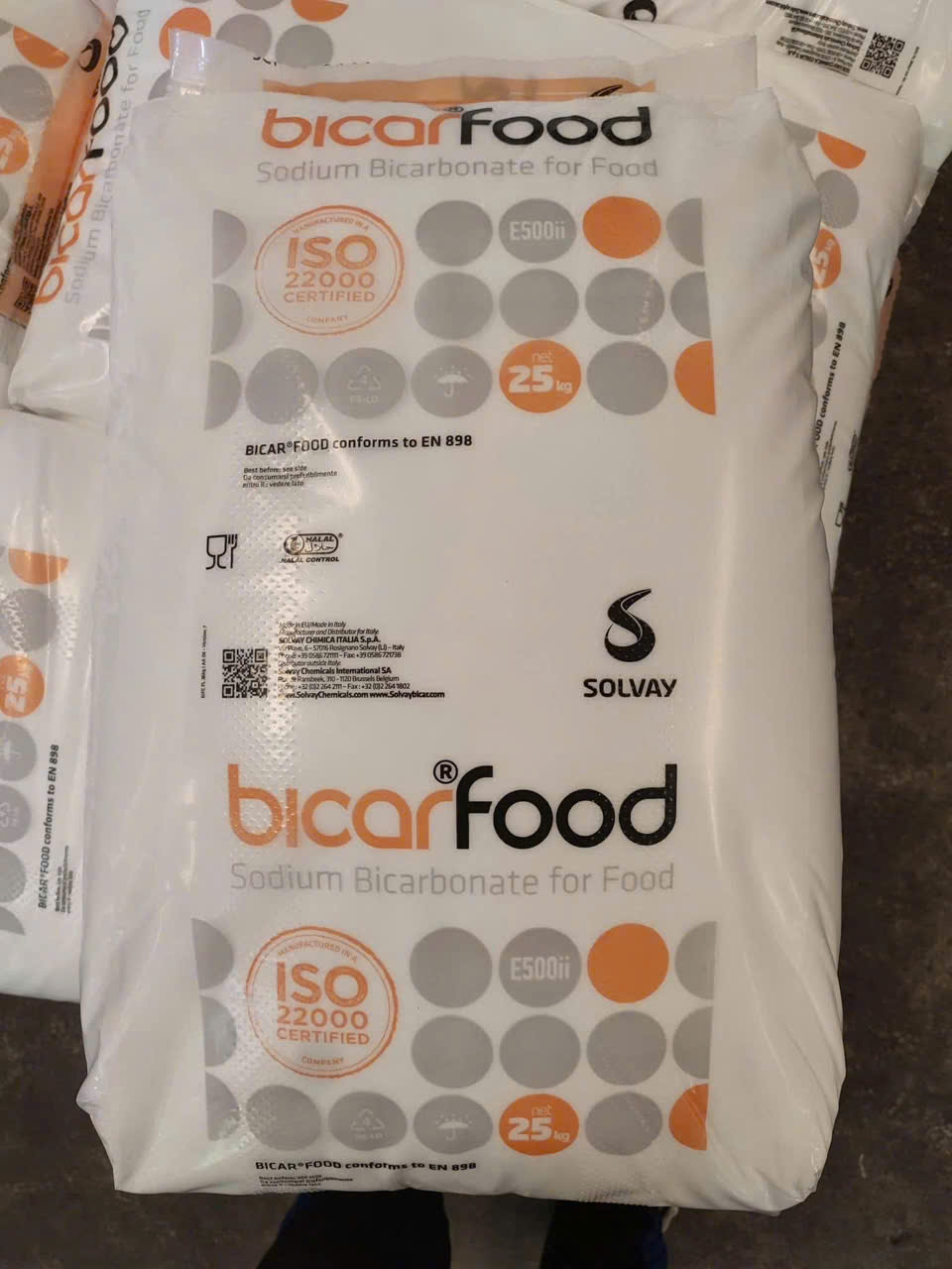 💡 BÍ MẬT GIẶT SẠCH HIỆU QUẢ – VÌ SAO TIỆM GIẶT LÀ NÊN SỬ DỤNG BAKING SODA?
